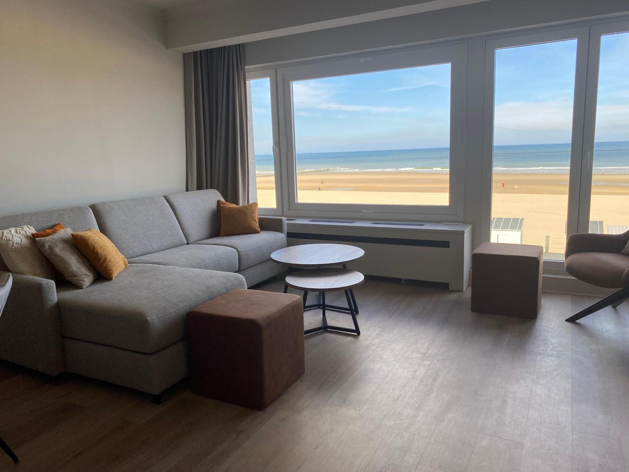 Studio Saint-Tropez Oostende Buitenkant foto